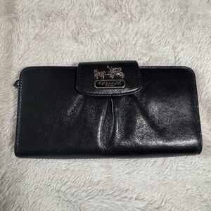 Coach Black and pink Leather Clutch wallet